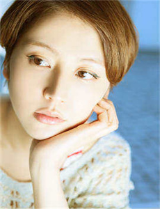 《性感玉女包玉婷》