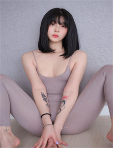 《被黑人做的白浆直流》